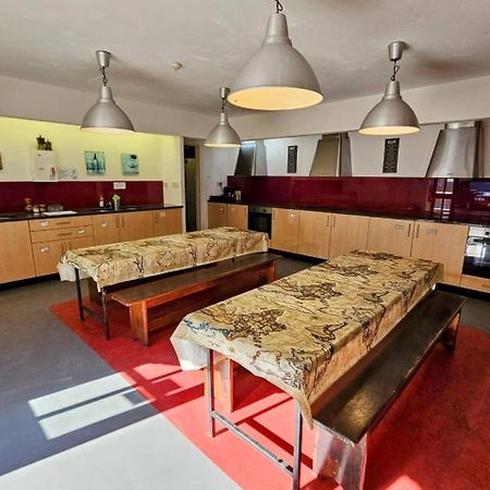 Old Mill Holiday Hostel ويستبورت المظهر الخارجي الصورة