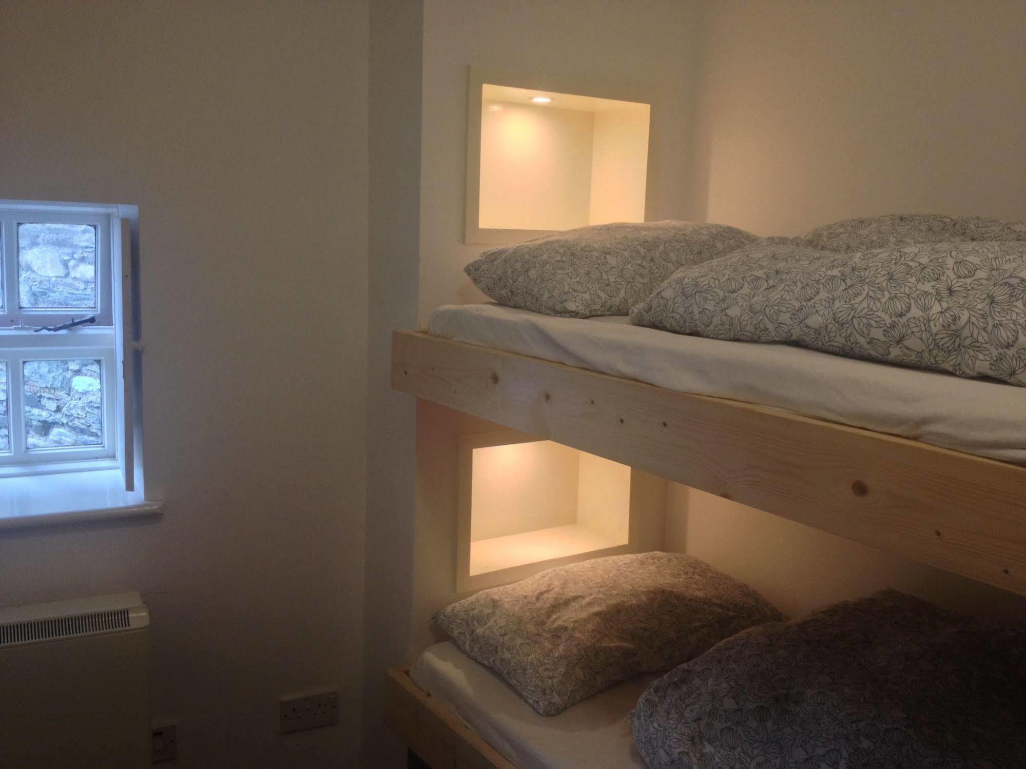 Old Mill Holiday Hostel ويستبورت المظهر الخارجي الصورة